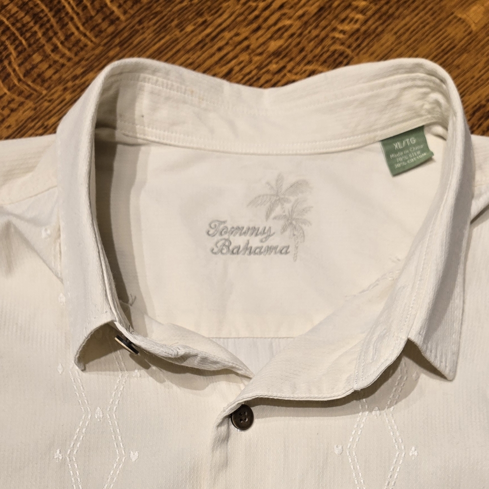 Tommy Bahama Men's Off-White Shirt